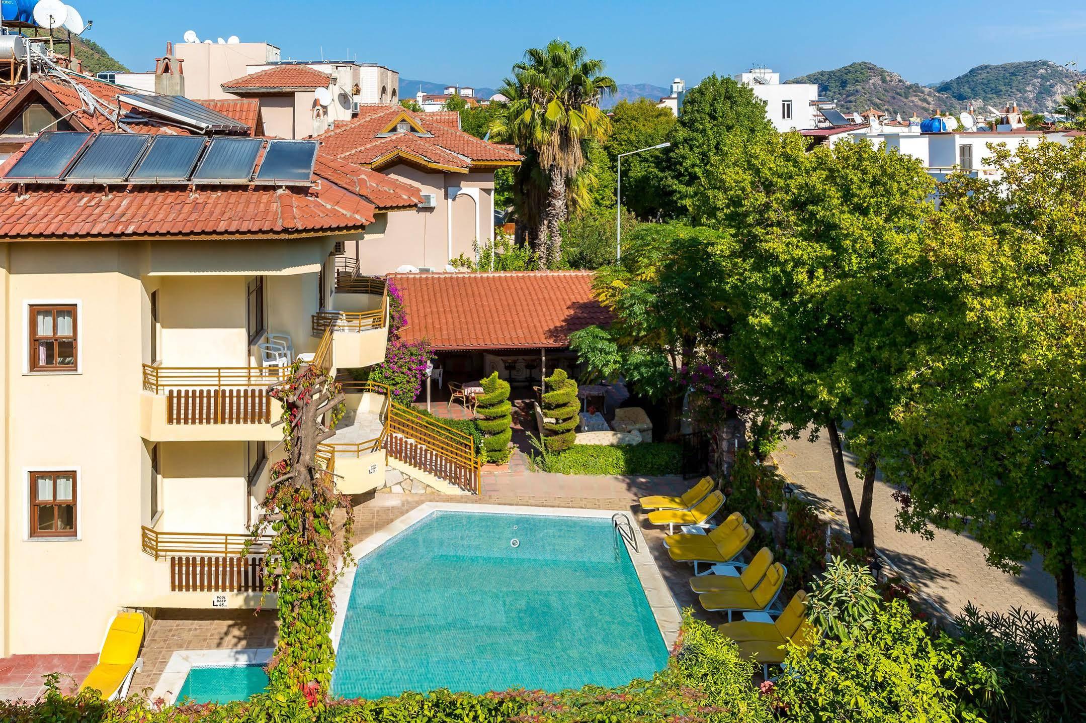 Uestuen Apart Marmaris Eksteriør billede
